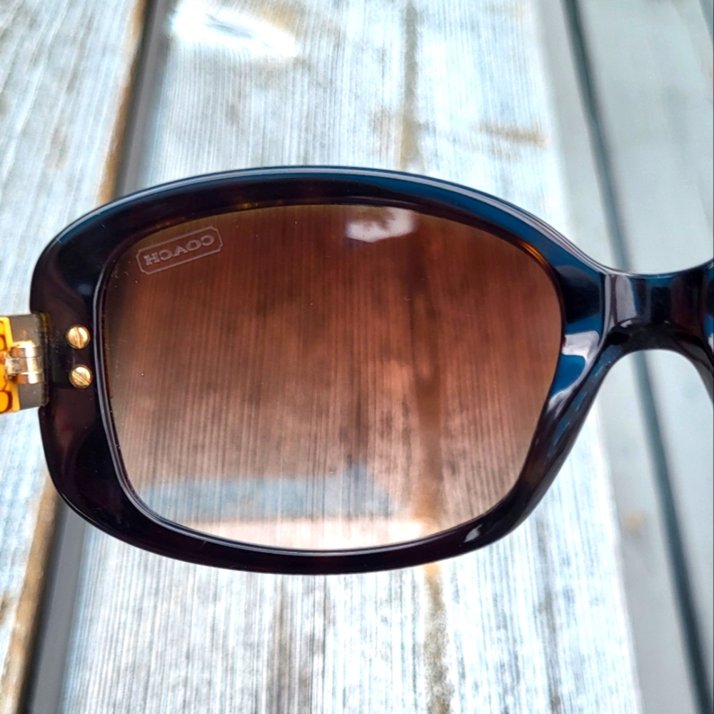 Coach Lillian Tortoise Shell Gradient Lens Sunglasses With Case - Picture 2 of 13